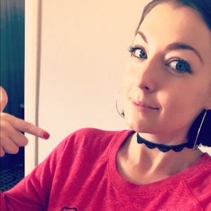 Meet your Posher, Hayley